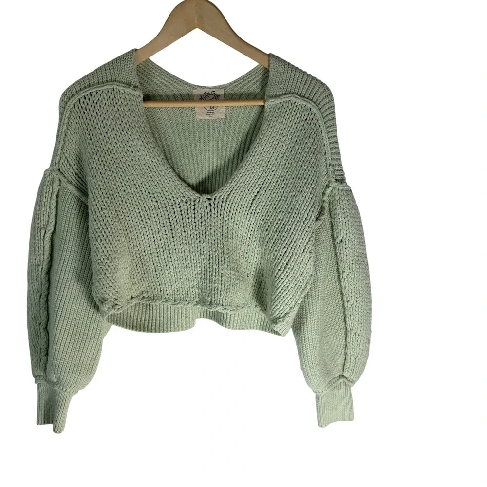 We‎ The Free Sea Bright Pale Green Chunky Knit V-Neck Cropped Sweater XS